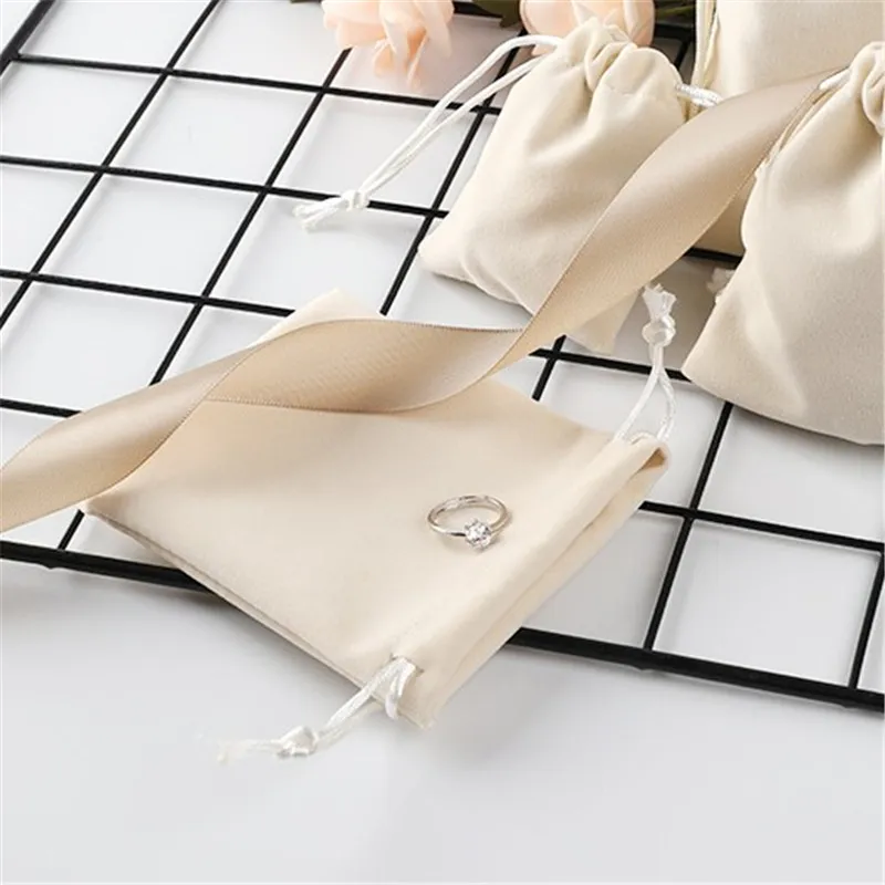Small Size Coloful Velvet Bag Jewelry Packing Velvet Drawstring Pouches Gift Bags Pouches Jewelry Packaging yq02006