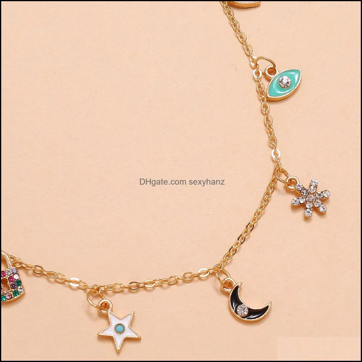 S1599 Hot Fashion Jewelry Lip Eye Devil Eye Key Lock Moon Snowflake Love Star Geometric Collarbone Chain Charms Pendant Necklace
