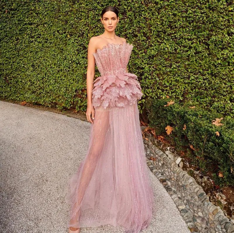 Abiti da festa Sparkly Ruffles Layered Tulle Ball Gown Paillettes Abito da ballo a trapezio See Through Evening Shine Organza Light Pink