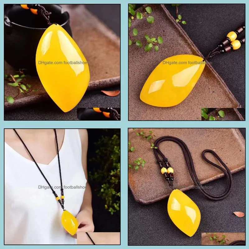 Amber Chicken Butter Yellow Tunnel Type Beeswax Pendant Necklace Men and Women Sweater Chain Charms