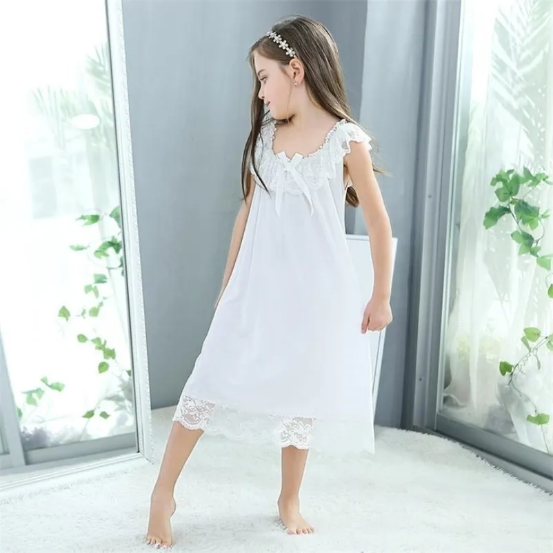 Summer Dziewczyny Dziewczyny Sukienka Biały Koronki Bawełniane Księżniczka Vintage Nocne Koszula Koszula Nightdress Odzież dziecięce Vestidos 211130