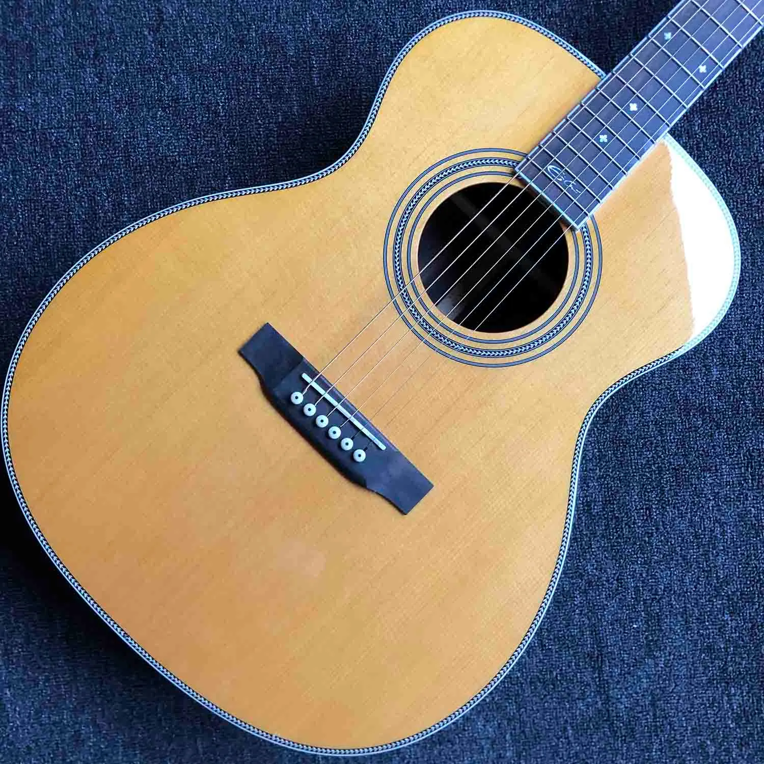 注文のJohn Signature Acoustic Guitar om 14フレットJMギター