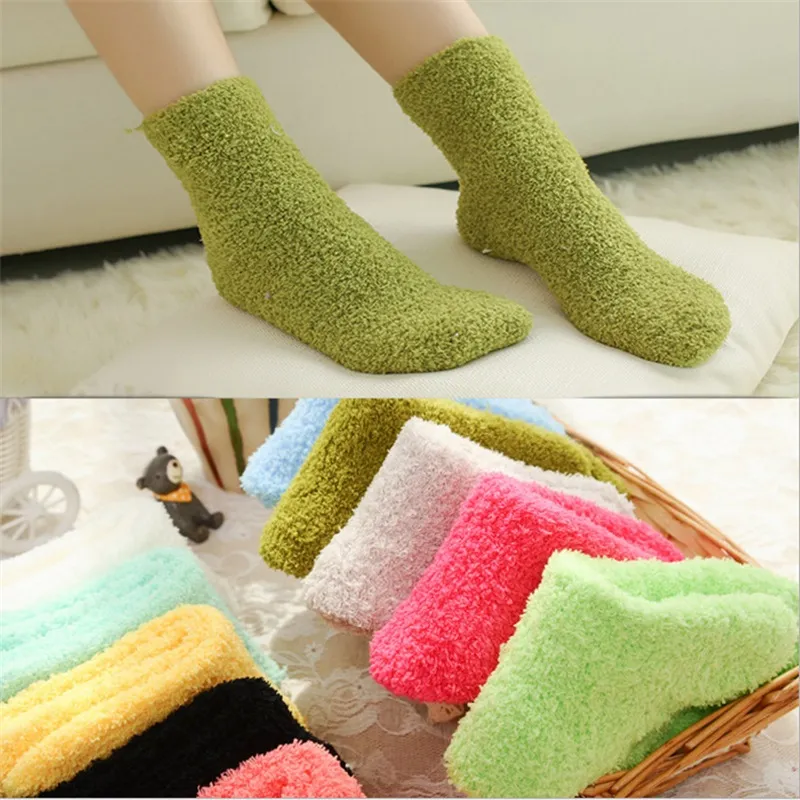 Dames Fulffy Chaussettes Couleurs Solides Femmes Chaussette Fuzzy Chaussette D'hiver Chaussettes Chaudes Maison Bonbons Couleur Sol Épais Thermique Chaussettes De Couchage Bonneterie 44 X2