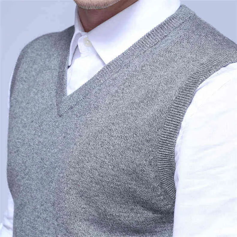 4Colors Men Sleeveless Sweater Vest Autumn Spring 100% Cotton Knitted Vest Sweater Basic Male Classic V neck Tops 2018 New M-3XL-08