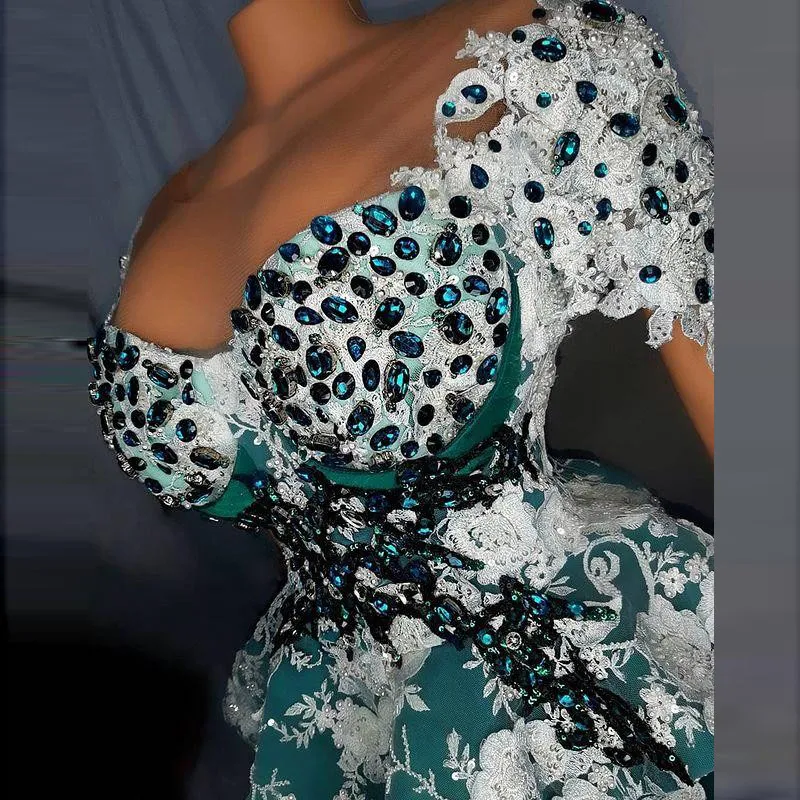 Afrikansk Emerald Green Beaded Mermaid Prom Klänningar 2021 Sparkle Kortärmad Aftonklänningar Fullständiga Ärmar Av Skulder Ruffles Plus Size Party Dress