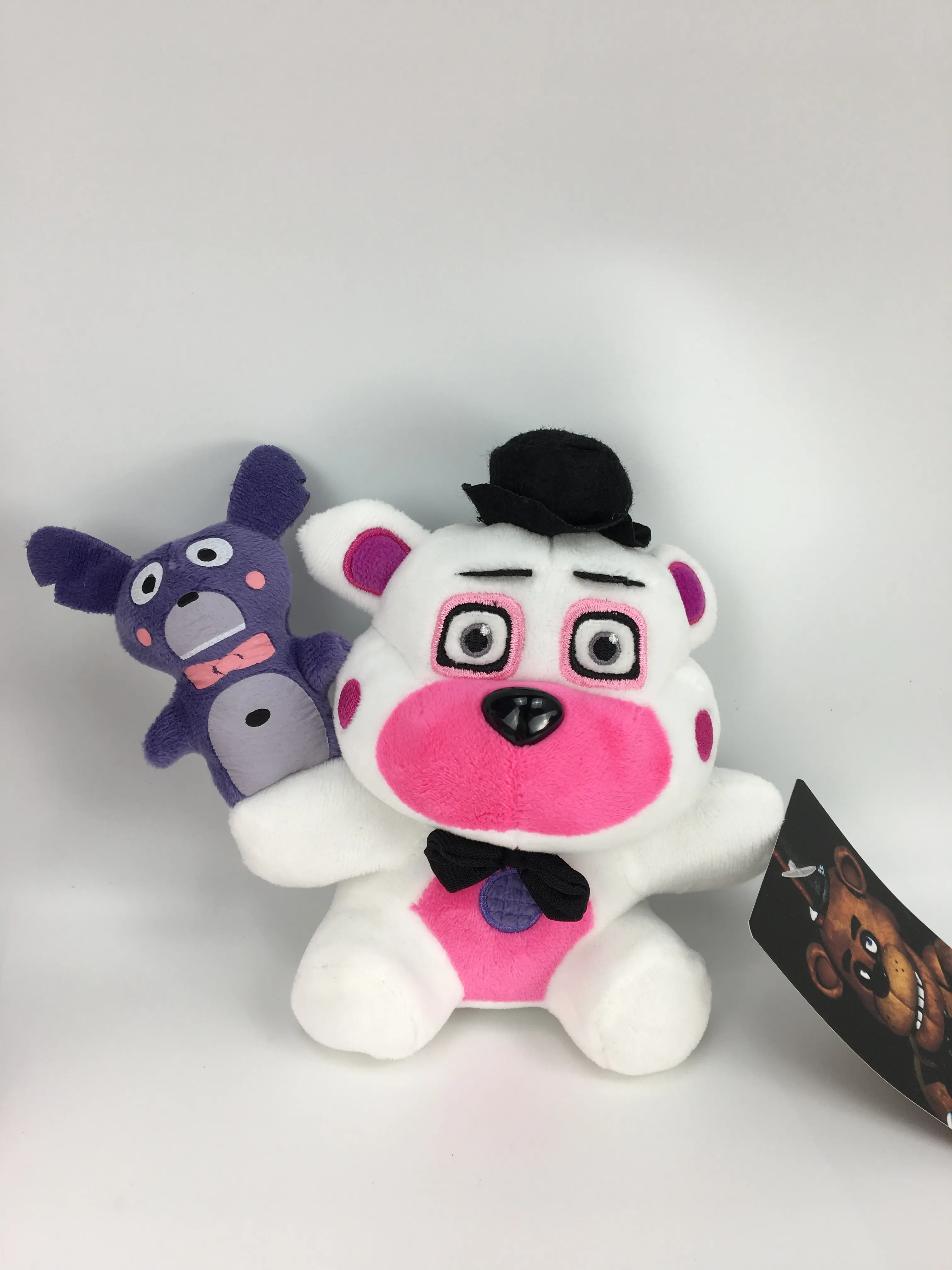 18cm Fnaf Peluche Toys Freddy Fazbear Bear Foxy Rabbit Bonnie Chica Peluche  Juguetes 5 nuits chez Freddy Plushie Toys Cadeaux