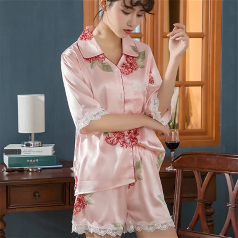 Silk stitch online pajamas