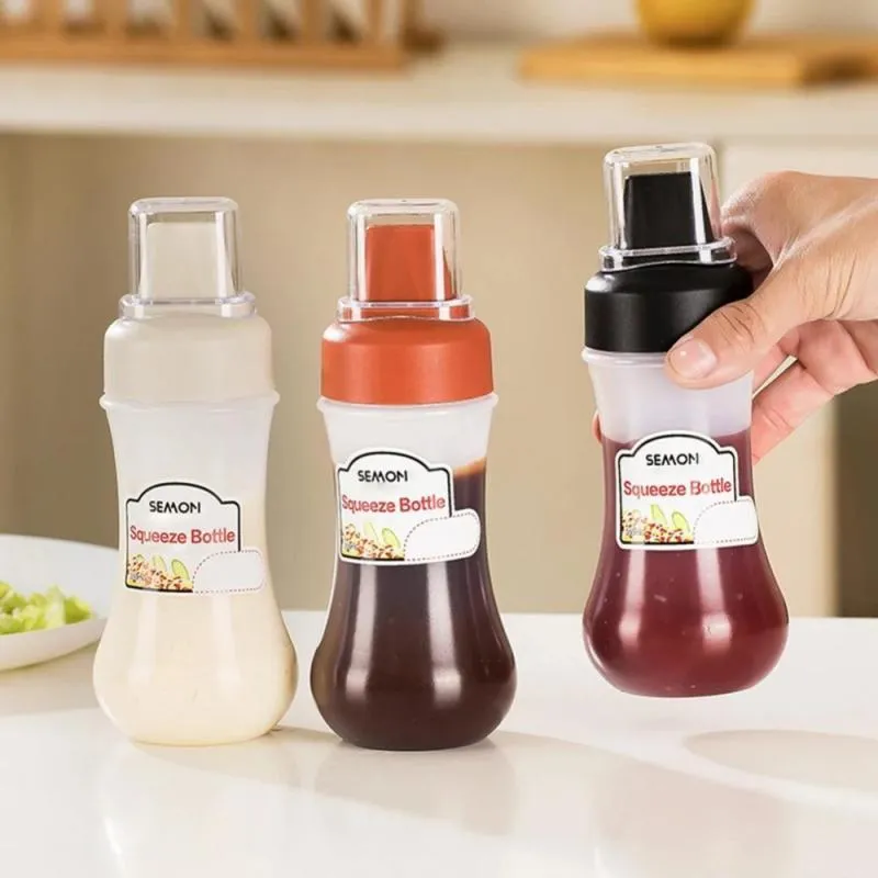 Squeeze Bottle Condiment med locklocket Salladsås Dispenser Flaskor Olive Oil Gravy Ketchup Cruet Storage 350ml