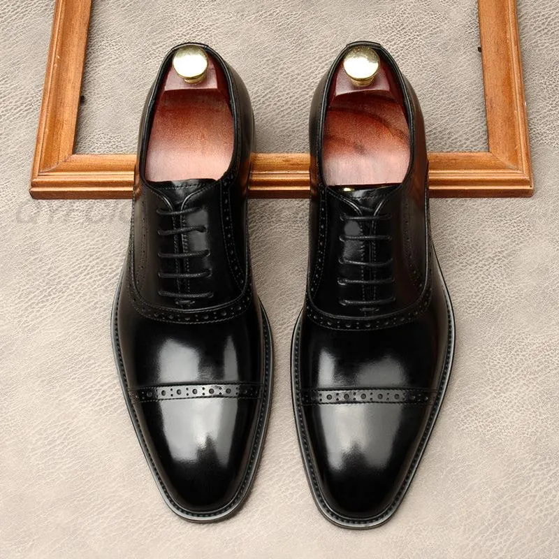 Zapatos Oxford para hombre, marrón, negro, estilo clásico, vestido Formal para hombre, oficina de negocios, boda, cordones, cabeza redonda, zapatos Brogue de cuero para hombre