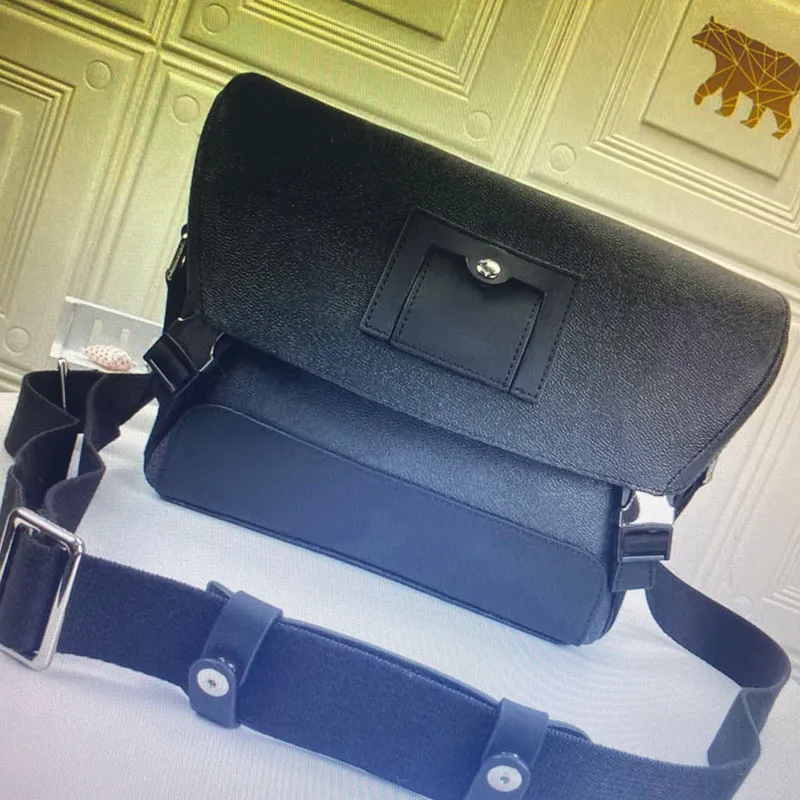 PM VOYAGER Small Designer Messenger Bag Men Koerierstas Bags
