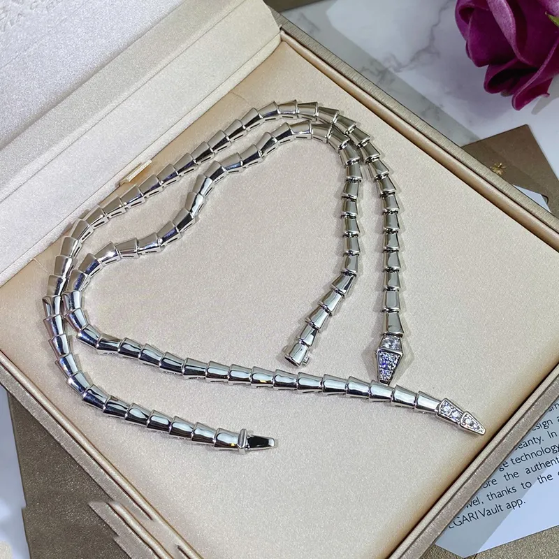 Choker New 2022 Top Brand Pure 925 Sterling Silver Jewelry Women Rose Gold Snake Diamond Pendant Necklace Lovely Fine Luxury Quali253H