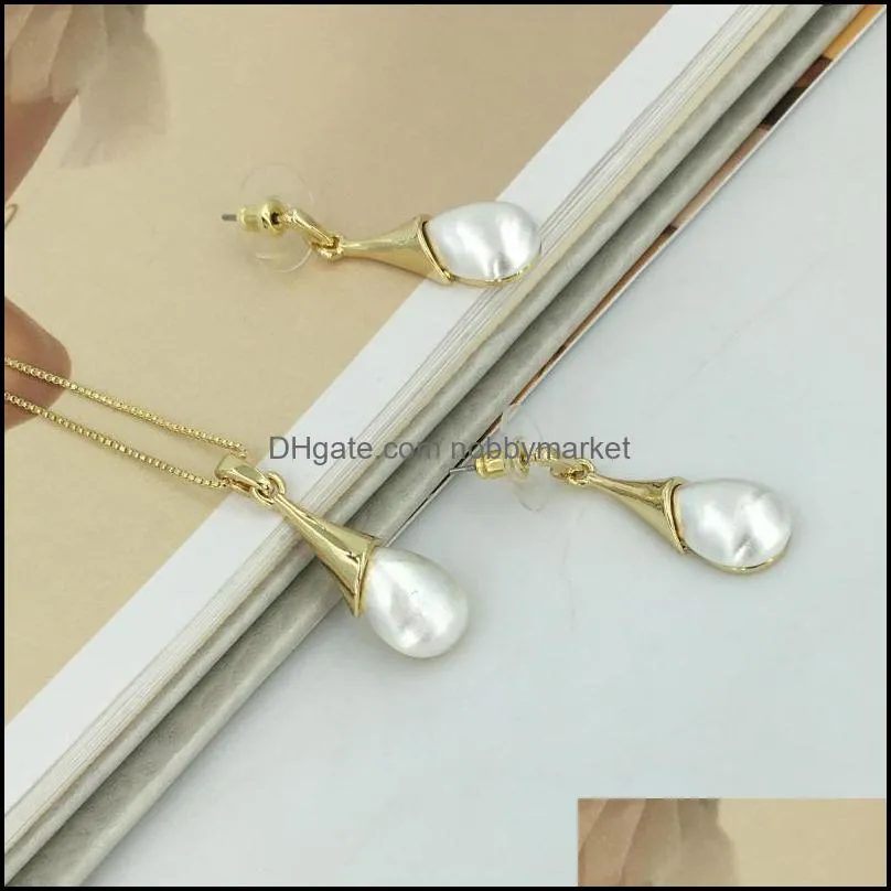 Earrings & Necklace Mejewelry Retro Luxury Design Planet Pendant Pearl Choker Female Party Jewelry Chain Necklaces FHK12147