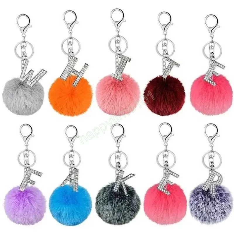 26 Kleuren Faux 8 cm Konijnenbont Pom Poms Bal Sleutelhanger Ketting Rhinestone Diamond Alfabet Brief Sleutelhanger Handtas Portemonnee Auto Charm Hangers Party Gift