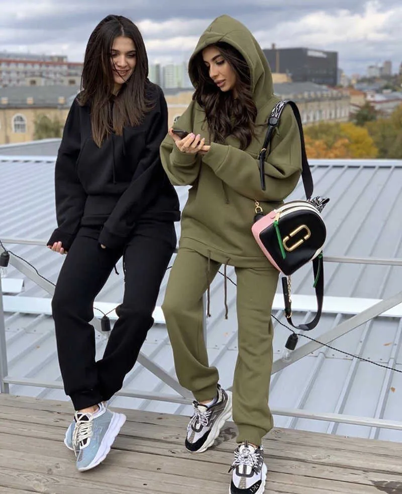 Jogging Femme Dwuczęściowy Zestaw Casual Polece Dres Kobiety Zimowe Zestawy Damskie Oversized Z Długim Rękawem Kapturem Spodnie Sportowe Lady Suit Y0625