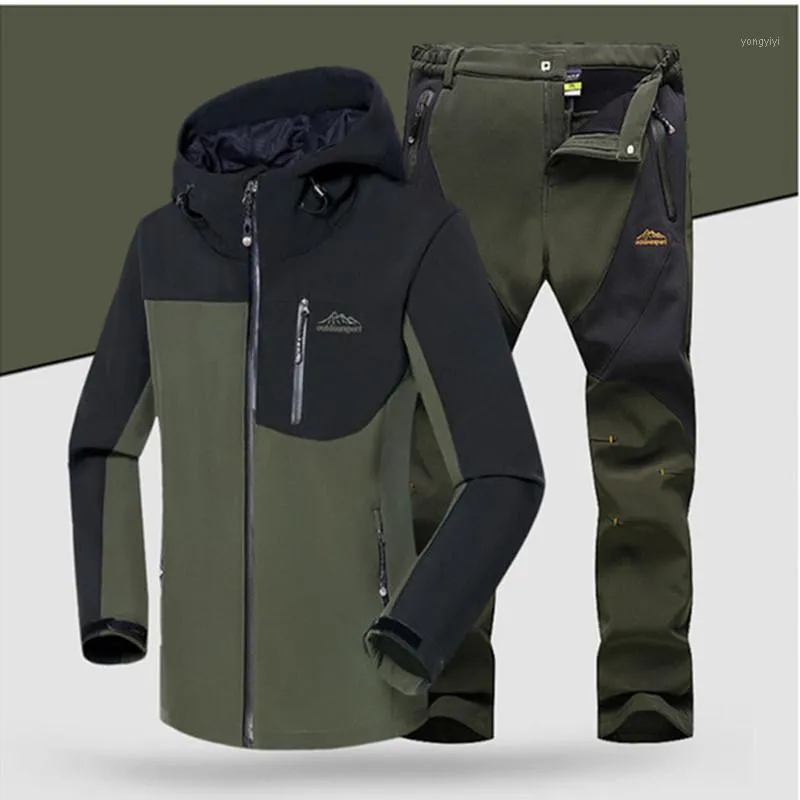 Jackets de caminhada Men Winter Men impermeável espesso lã quente jaqueta macia de casaco de capuz ao ar livre calças de escalada1