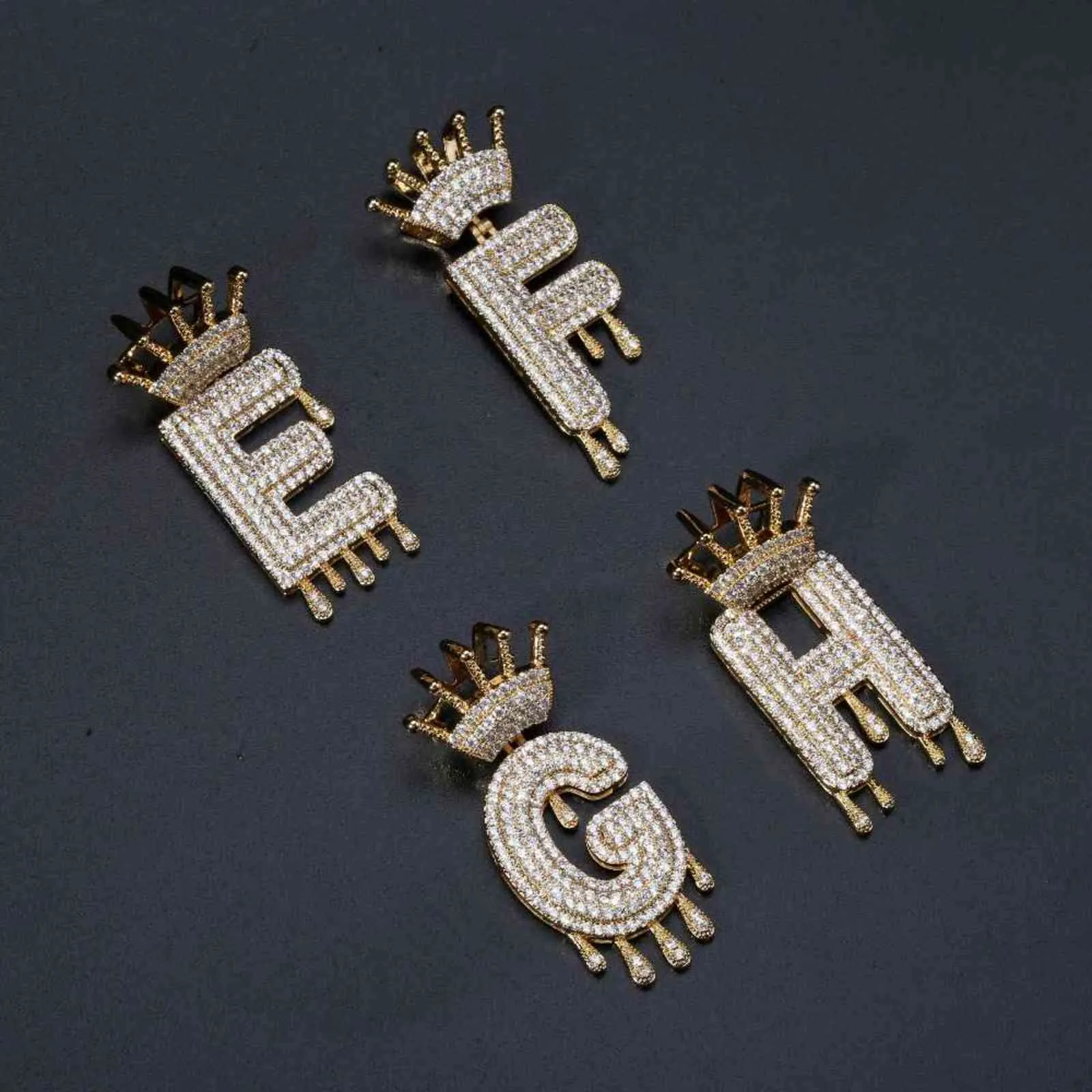 A-Z Initial Bubble Letter Namn Crown Drip Bokstäver Hänge Halsband Män Kvinnor Guld Silver Färg CZ Hip Hop Smycken Presenter H1125