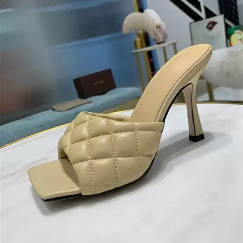 latest womens sandals slippers Designer shoe fashion design sandal 35-42