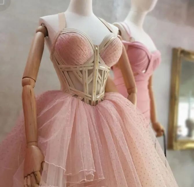 Вечернее платье Женщины платье розовое возлюбленное для бального платья короткие Ким Кардашьян