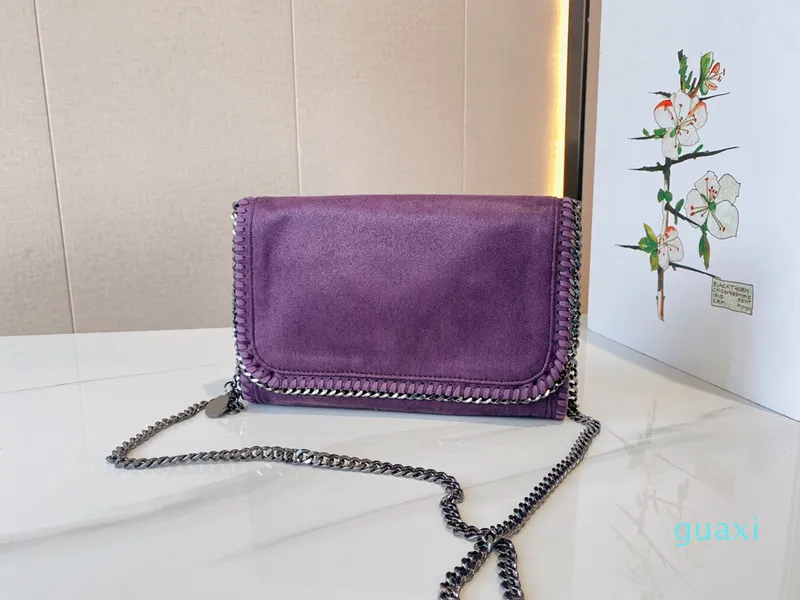 Bolsos de hombro retro para mujer Bolso bandolera de moda de otoño Ciervo peludo sólido de alta calidad Bolsos de cartero de alta capacidad de cuero tamaño: 24 * 16 cm