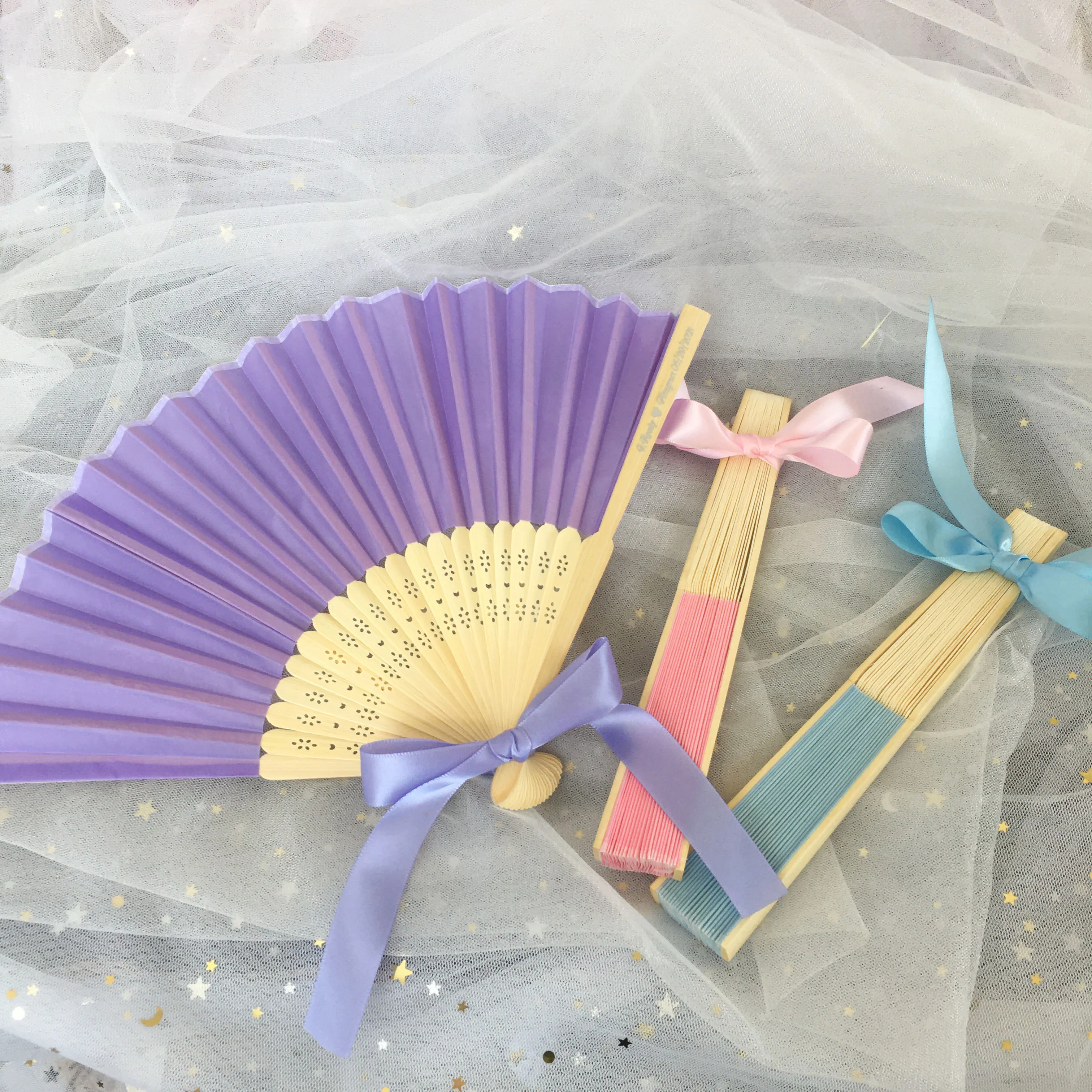 Wedding Favors personalized silk hand fans with laser cut boxes wedding favors bridal shower souvenir