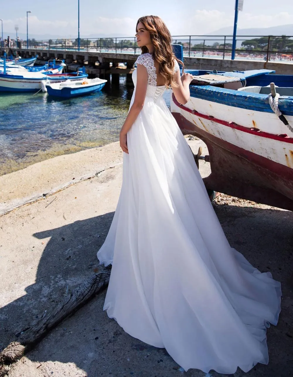 short pregnant wedding dress 20 Of The Most Stunning Brides Who Rock Short Wedding Dress