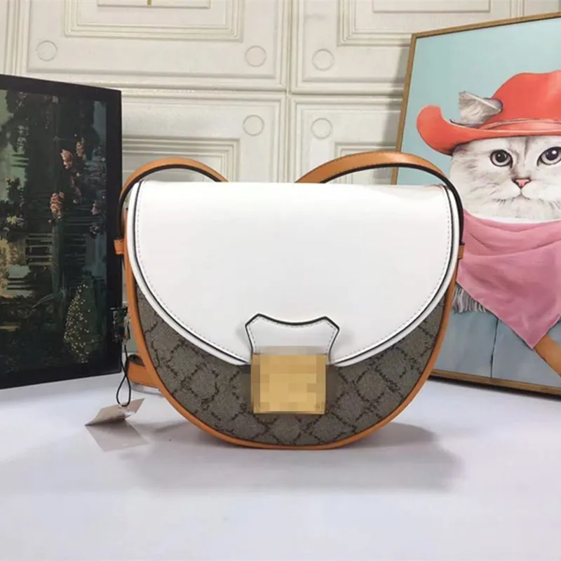 Luxury Handbags Padlock MIni Shoulder Bag Shiny Gold-Tone Leather Adjustable Straps Designer Bags Flap Closure Inner Zipper Pocket Men Women Size 22*19*6.5