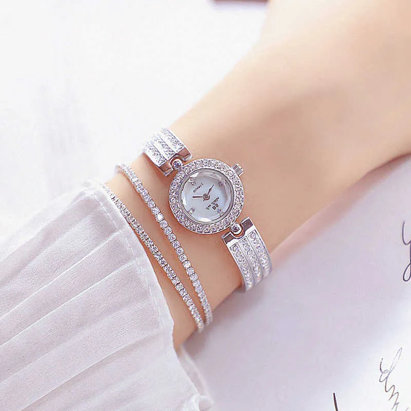 Kadınlar Lüks Marka İzle Elbise Şık Elmas Bilek Saatler Küçük Dial Bayanlar Saatler Gümüş Kadın Saat Reloj Mujer 210527