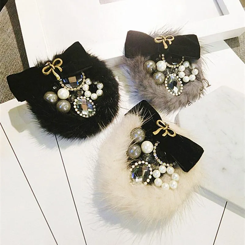 Pins, Brooches Women Girl Brooch Pins Badge Series Big Metal Fur Bow Bee Pearl Rhinestone Wholesale Coat Korean Handmade Fashion Accessories