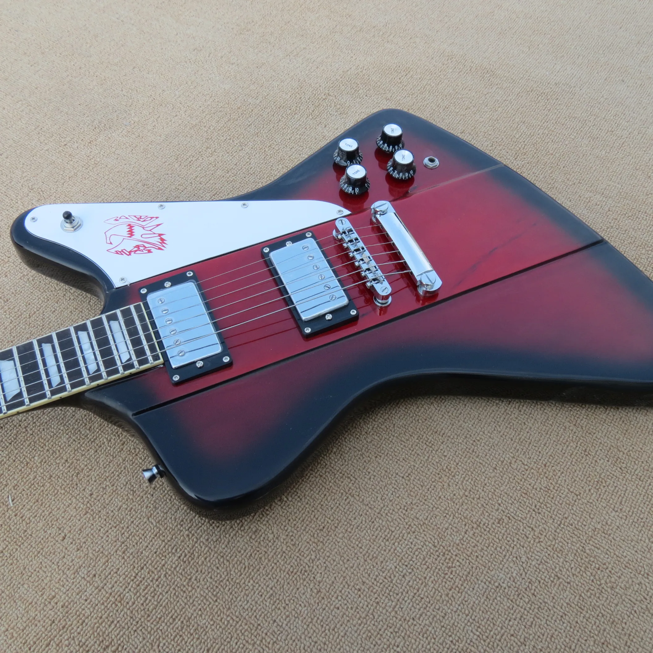 Vintage não reverso fogo thunderbird prata guitarra elétrica águia pickguard, captadores de humbukcer, cromo hardwarep