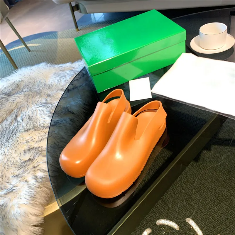 Designers Smooth Matte Women Slippers Rubber Clog Sandals Supportive Slingback Strap Loafers Slight Heel Slip-on Style Slides Branded Platform Shoes
