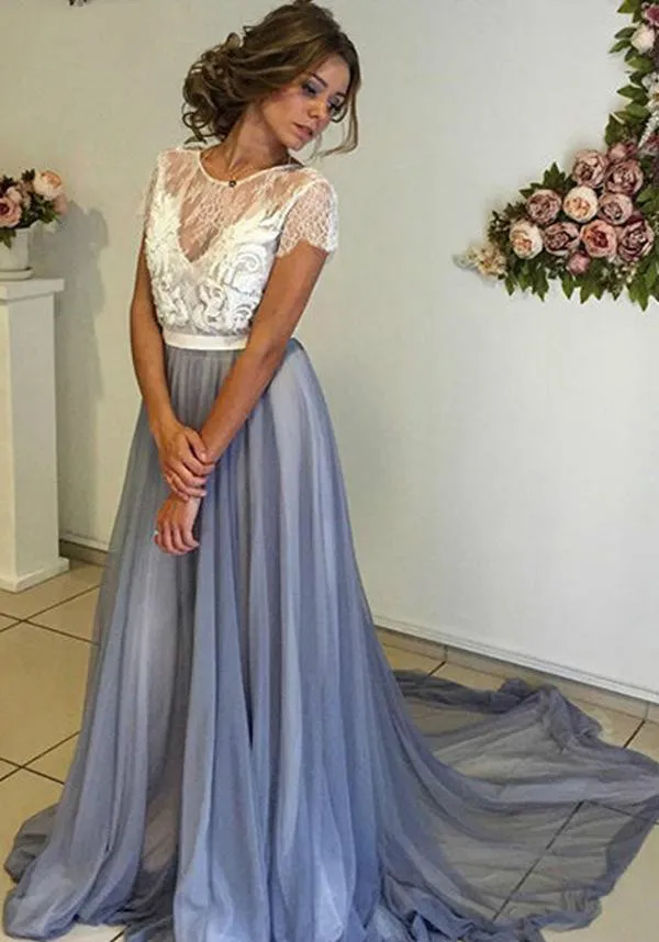 Enkel Bohemian A-Line Bröllopsklänningar Sexig Backless Långtåg Strand Boho Brudklänningar Toppar Lace Short Sleeve Bride Engagement Dress Plus Storlek