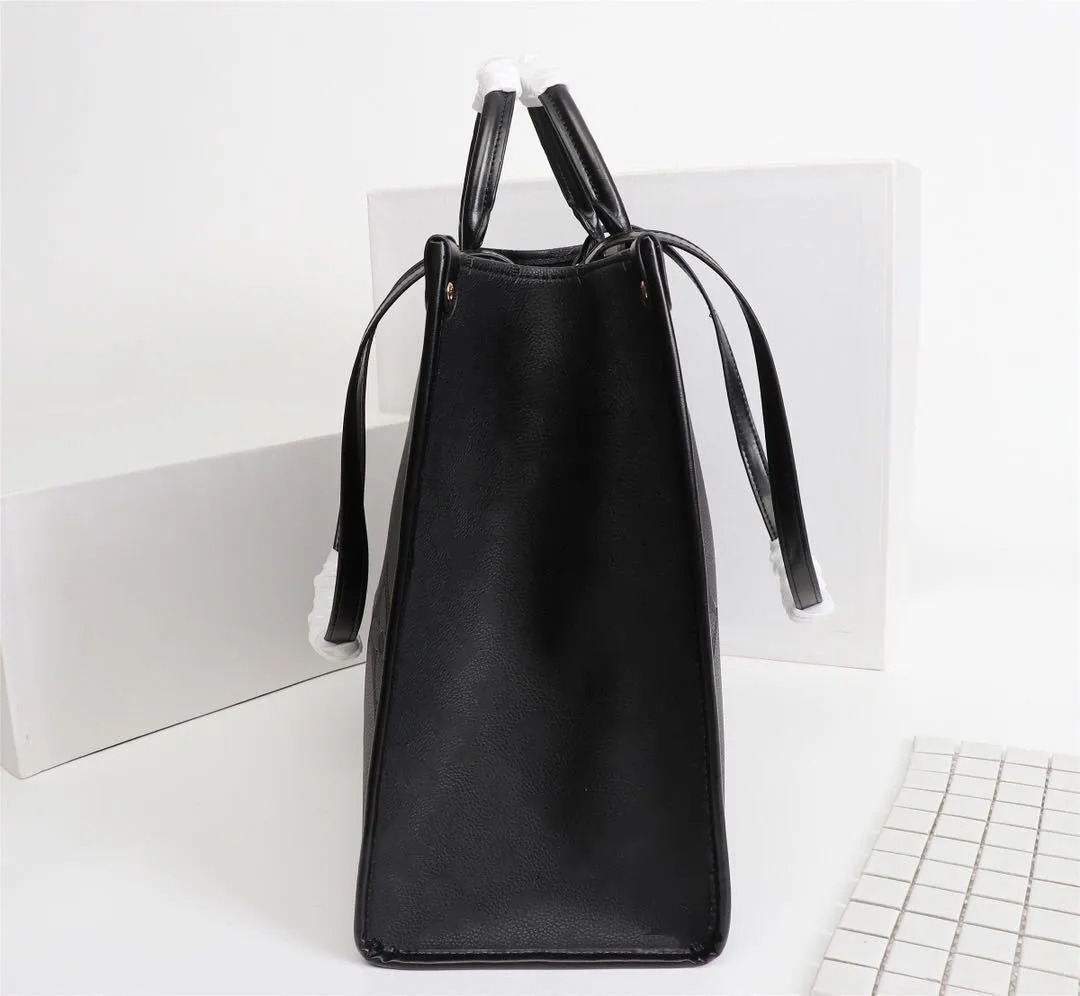 Ladies luxury designer bag men and women large shopping bag 41 cm hit color beach bag leather portable messenger wallet M44571 size 41x