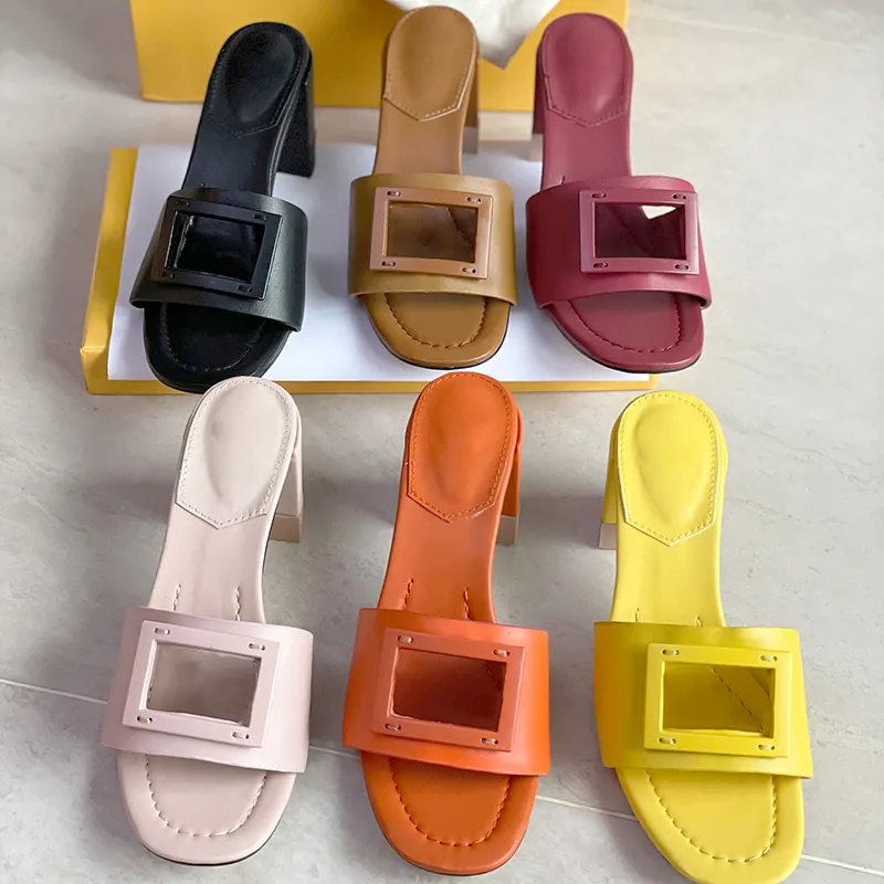 luksurys designer skórzany damski obcasy Sandały Sandały Sumple Summer Flat Kapta Moda plaża Kobieta bagietka wzór Rainbow Letters Flip Flip Flops 35-42 z pudełkiem 315