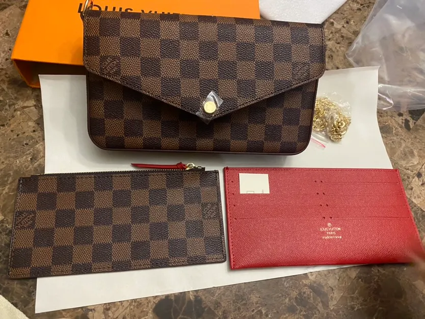 Es imposible no querer que este bolso de Louis Vuitton sea nuestro regalo  de Navidad