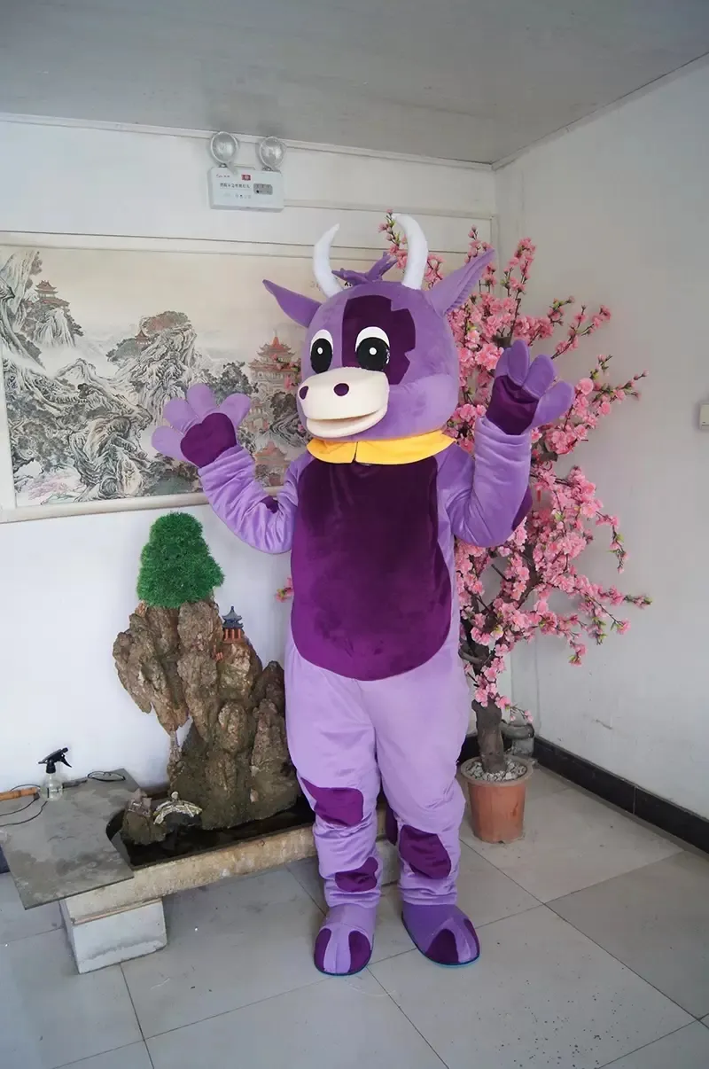 2021 Хэллоуин фиолетовые коровы талисмана костюм мультфильма молочные коровы аниме тема персонаж рождественские карнавальные вечеринки модные костюмы для взрослых