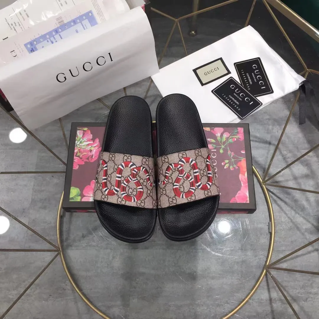 2021 Gucci Slides Slippers Pantofole Mens Womens Gomma Piatto Blooms Fragola Tigre Api Moda Designer Sandali Guidi Mocassini Guidi Flip flop 35 46