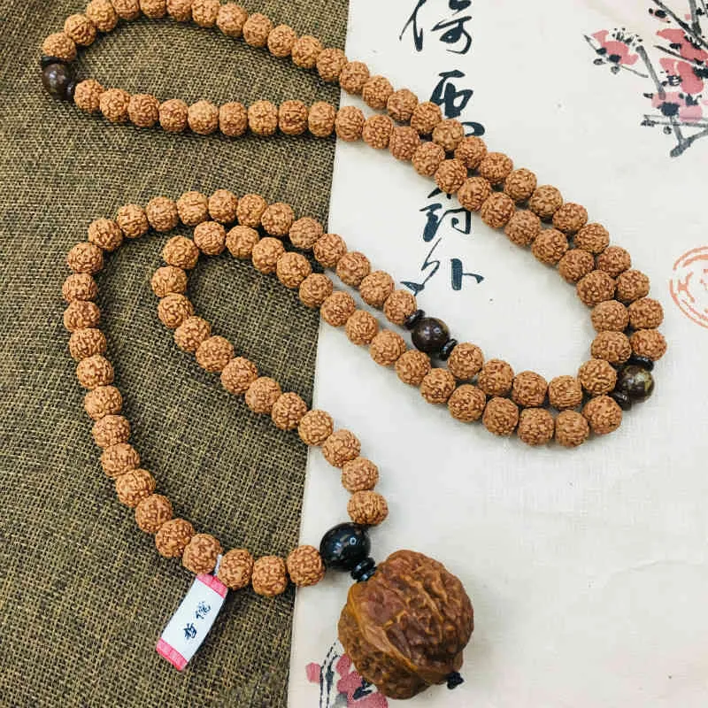 Zheru Natural Lion Head Walnut Hängsmycke med liten Vajra Bodhi Bead Halsband Vackra män och kvinnor Retro tröja kedja