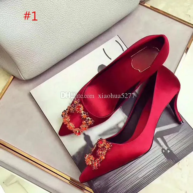 2020 Mode haute qualité Designer Party Chaussures de mariage Mariée Femmes Dames Sandales Mode Sexy Robe Chaussures Bout Pointu Talons Hauts En Cuir Gl