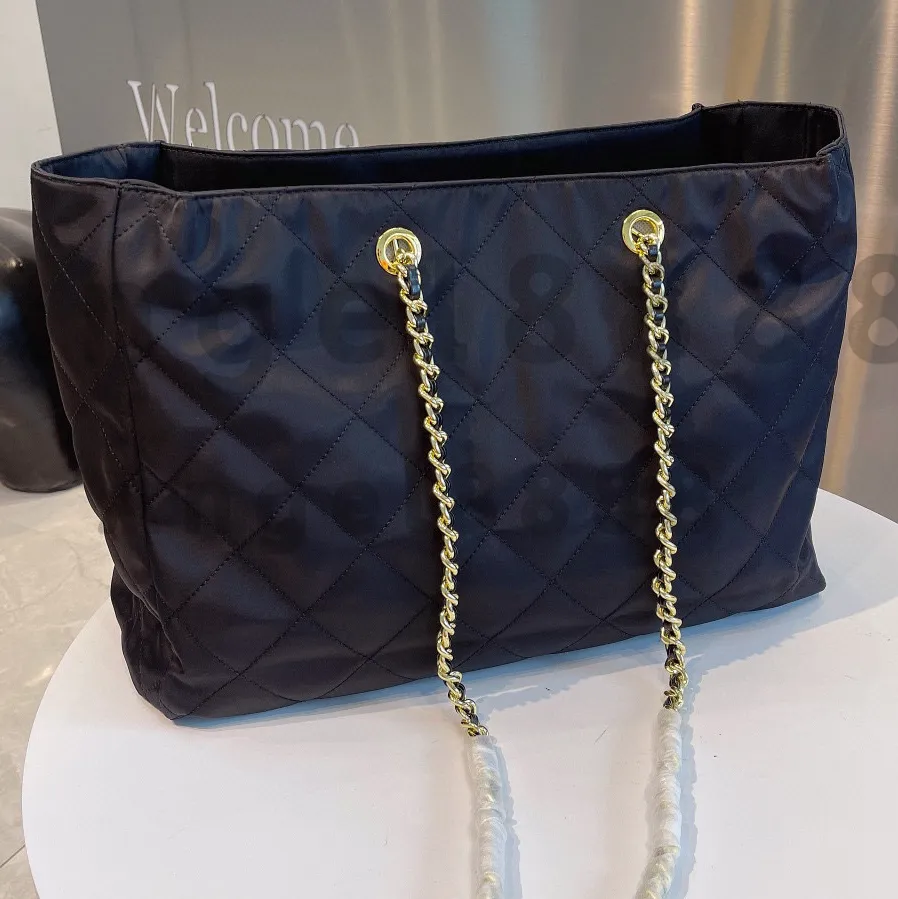 Opere Darte Di Tela Donne, Grande Borsa A Tracolla Di Design Con