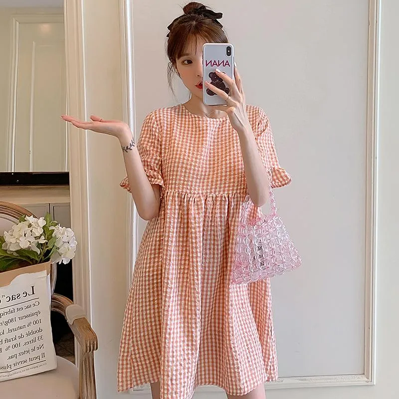 slim fit dress slacks Ingrid & Isabel Ruffle Sleeve Midi Dress - Black/White Windowpane