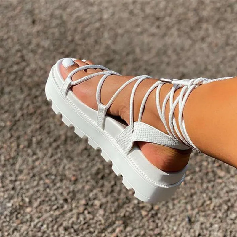 Platform sandals wrap up 2025