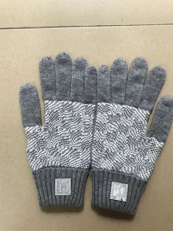 2021HH Knit Jumn Solid Kolor Rękawiczki Europejskie i amerykańskie projektanci dla mężczyzn damskie rękawiczki dotykowe zimowe mode