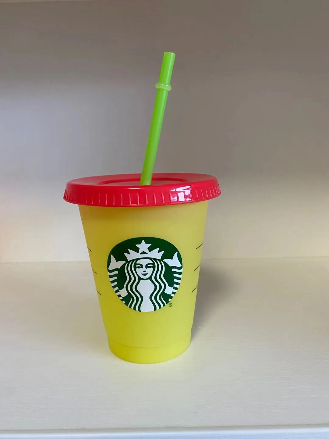 Gobelet à tasse réutilisable Starbucks grande tasse neuve et gratuite boîte  post