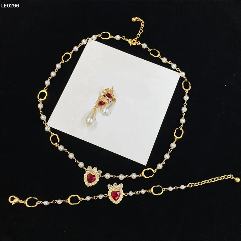 Luxe Amour Perle Diamant Collier Rubis Strass Boucles D'oreilles Chaîne En Métal Pendentif Eardrop Cristal Bracelet Anniversaire Cadeau