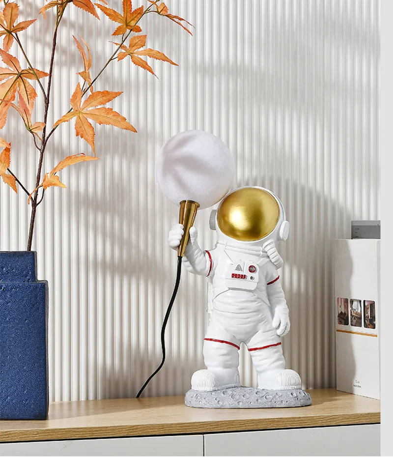 Universal - Moderne astronaute lampe de table art deco résine lampe table  chambre idee salon grenier deco espace homme bureau lampe led (stand bar) -  Lampes à poser - Rue du Commerce