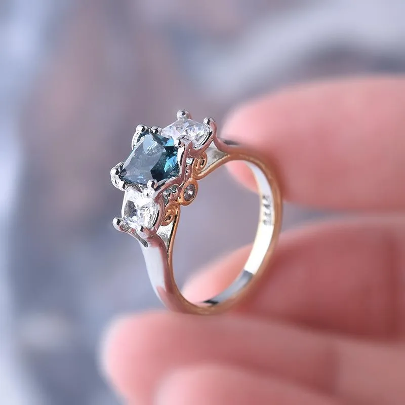 Cluster Ringen 925 zilveren kleur Sapphire Diamond Ring voor Dames Zee Blauw Topaz Princess Square Engagement Bizuteria Sieraden