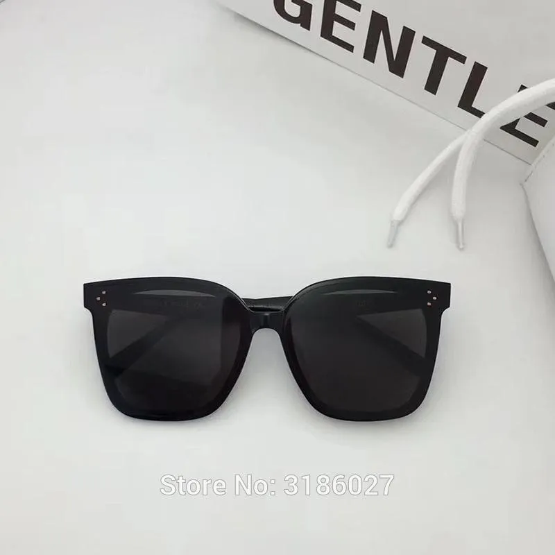 Occhiali da sole 2021 Design coreano Uomini Trendy GM grande cornice donna vintage delicata occhiali da sole delicata