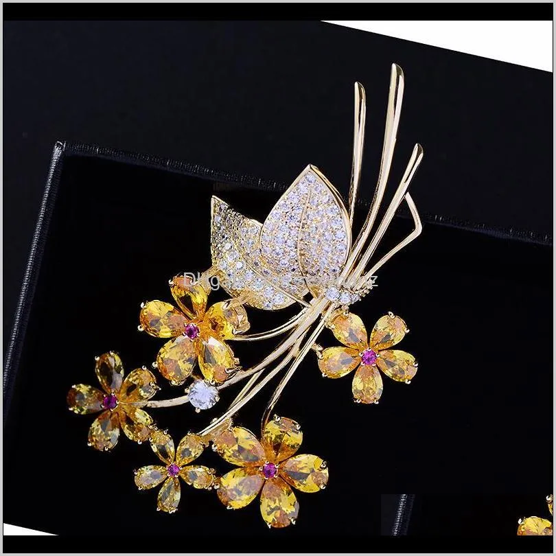 Luxury Beautiful Yellow Crystal Zircons Flower Brooches Pins Women Costume Jewelry Wedding Bouquet Pin Brosche femme bijoux