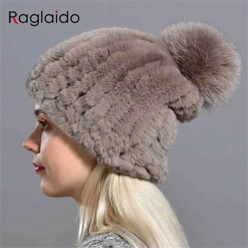 Raglaido stickade pompom hattar för kvinnor mössor solid elastisk rex kanin päls kepsar vinter hatt skullies mode tillbehör lq11219 211229