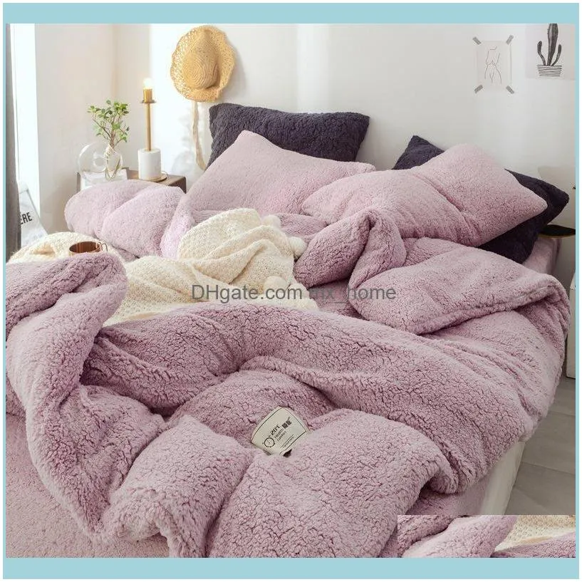 Solid Lamb Cashmere Bedding Set New Thicken Flannel Fleece Room Linens Velvet Duvet Cover Set Sandred Home Sleep Pillowcase 201211